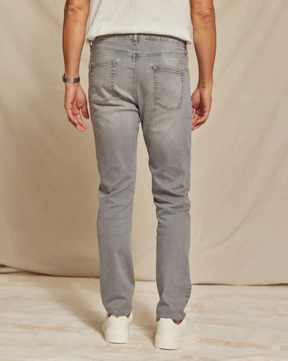 R51 Denim - 4-Way Stretch Jean - Elliot Wash