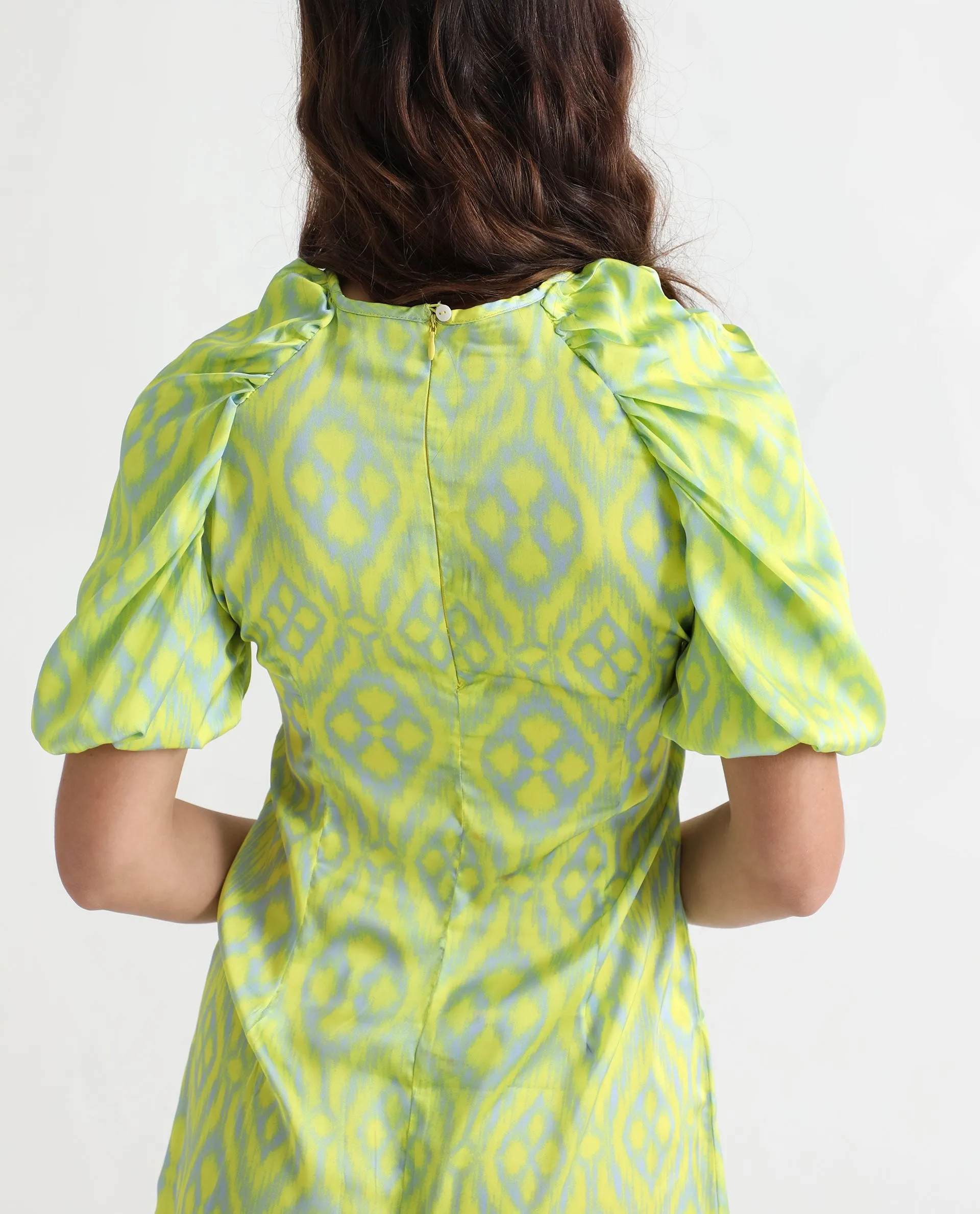 Rareism Women Robertson Fluorescent Yellow Polyester Fabric Short Sleeves Zip Closure Round Neck Puff Sleeve Boxy Fit Geometric Print Short Dress