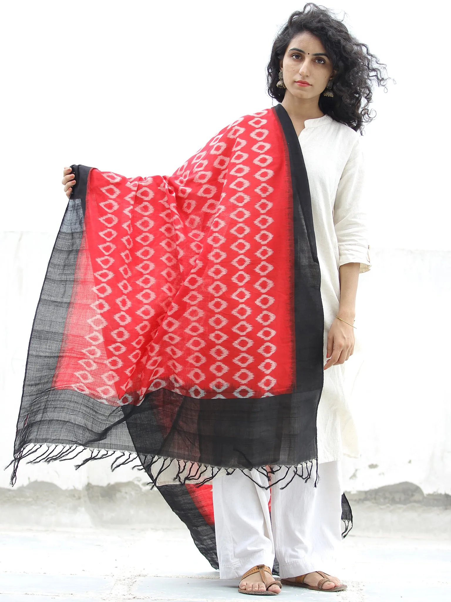 Red Black Double Ikat Handwoven Pochampally Cotton Dupatta -  D04170300