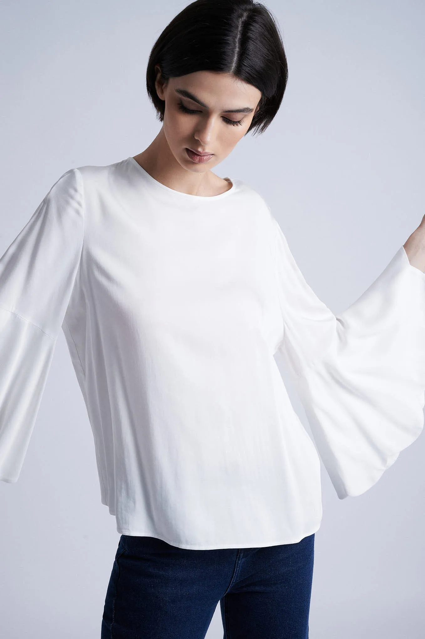 Respekt Viscose Blouse with scalopped details