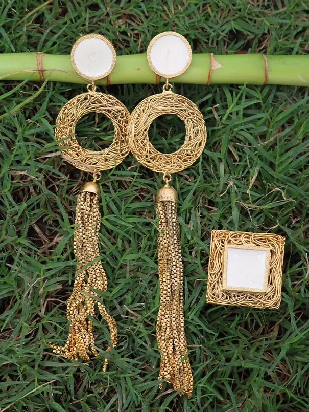 Round Ivory danglers (Long)