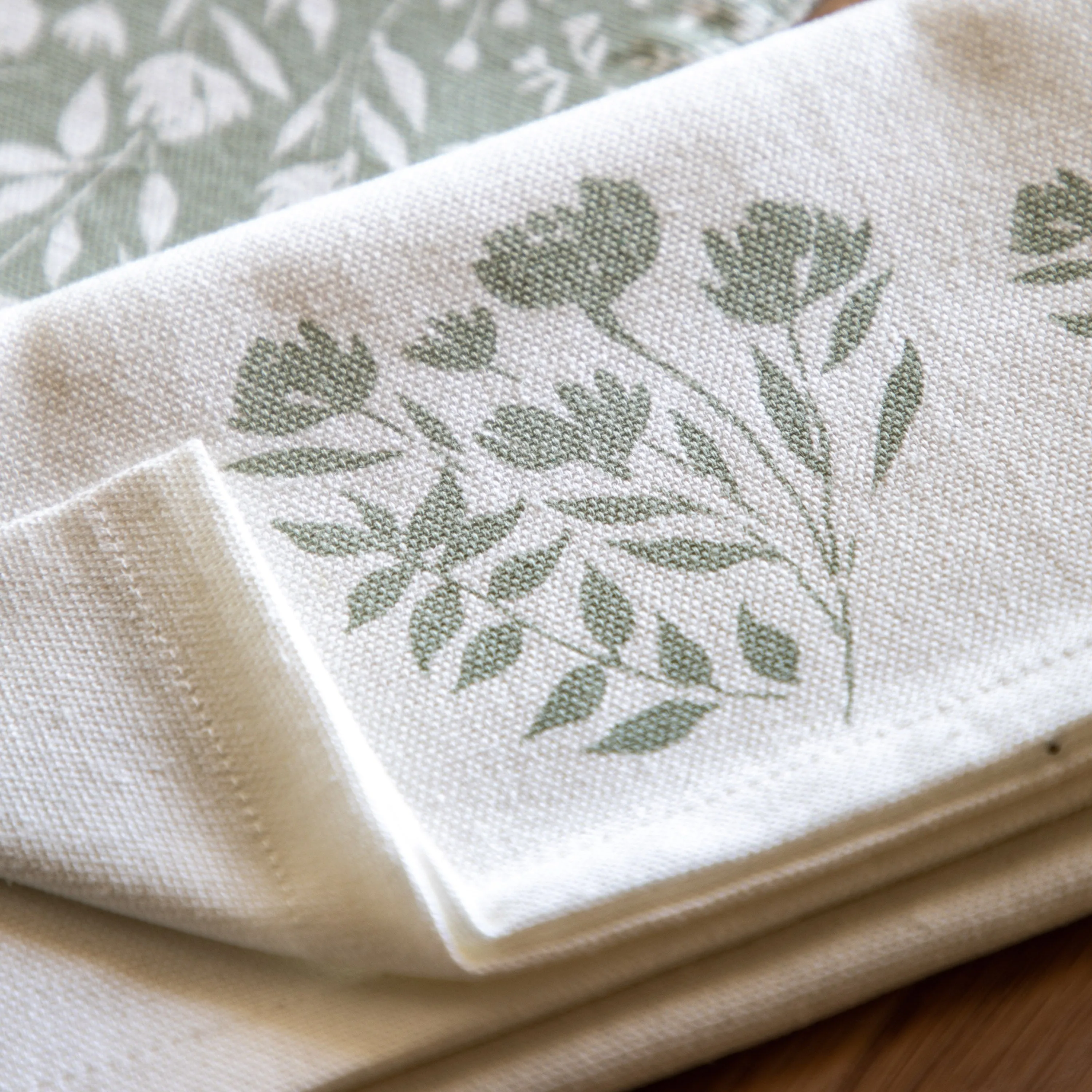 Sage Floral Napkins 4 Pack
