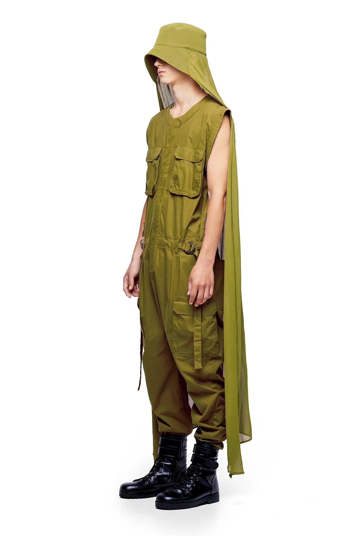 SHEER CAPE HAT IN OLIVE