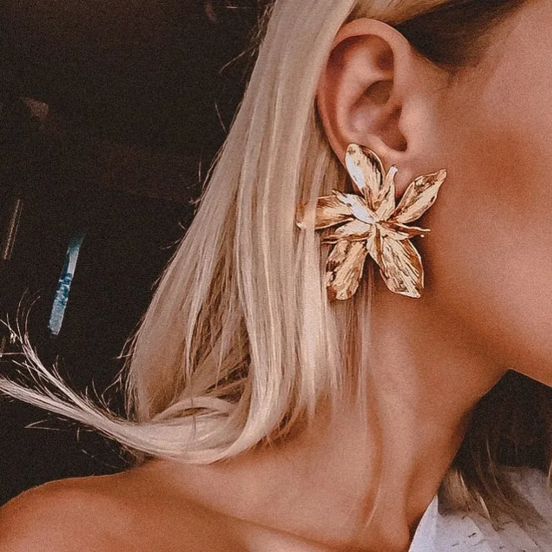 Statement Jewelry Exaggerated Gold Color Flower Metal Stud Earrings for Women