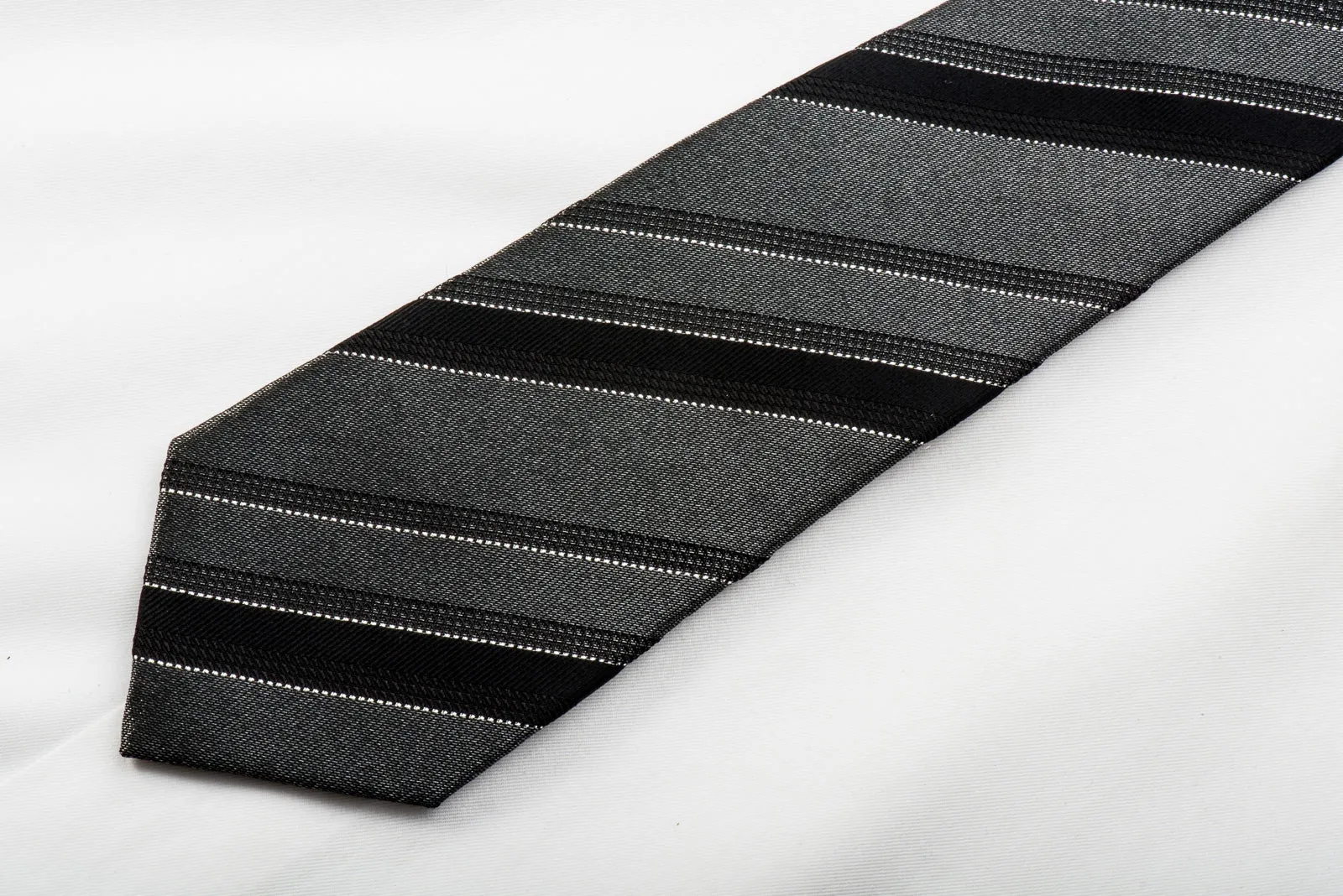 STCO Men's Silk Skinny Tie Black Silver Stripes On Gray
