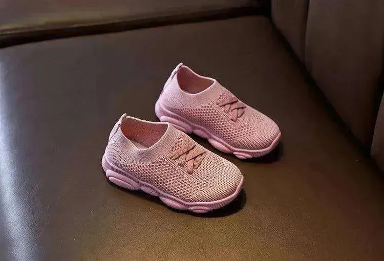 Stylish non slip children shoes