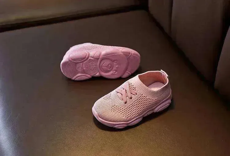 Stylish non slip children shoes
