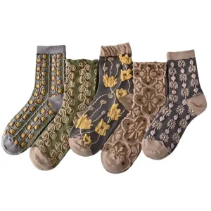 TEEK - 5 Pairs 3D Floral Textured Socks