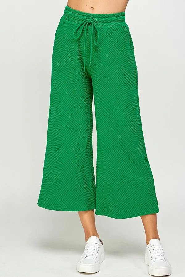 TEXTURED CROPPED WIDE PANTS