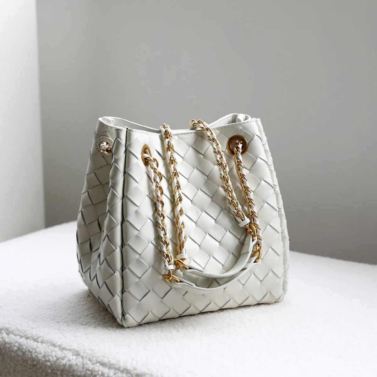 The Chantall | Luxury White Woven Leather Bucket Bag – Elegant & Versatile