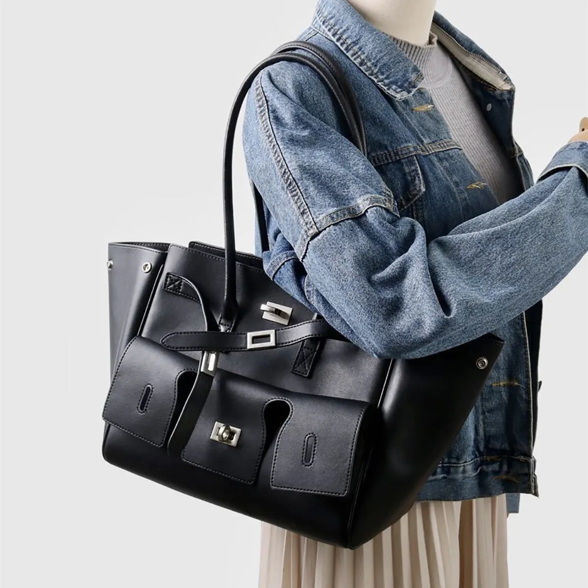 The Emmy | Luxury Black Leather Tote Bag – Elegant & Spacious