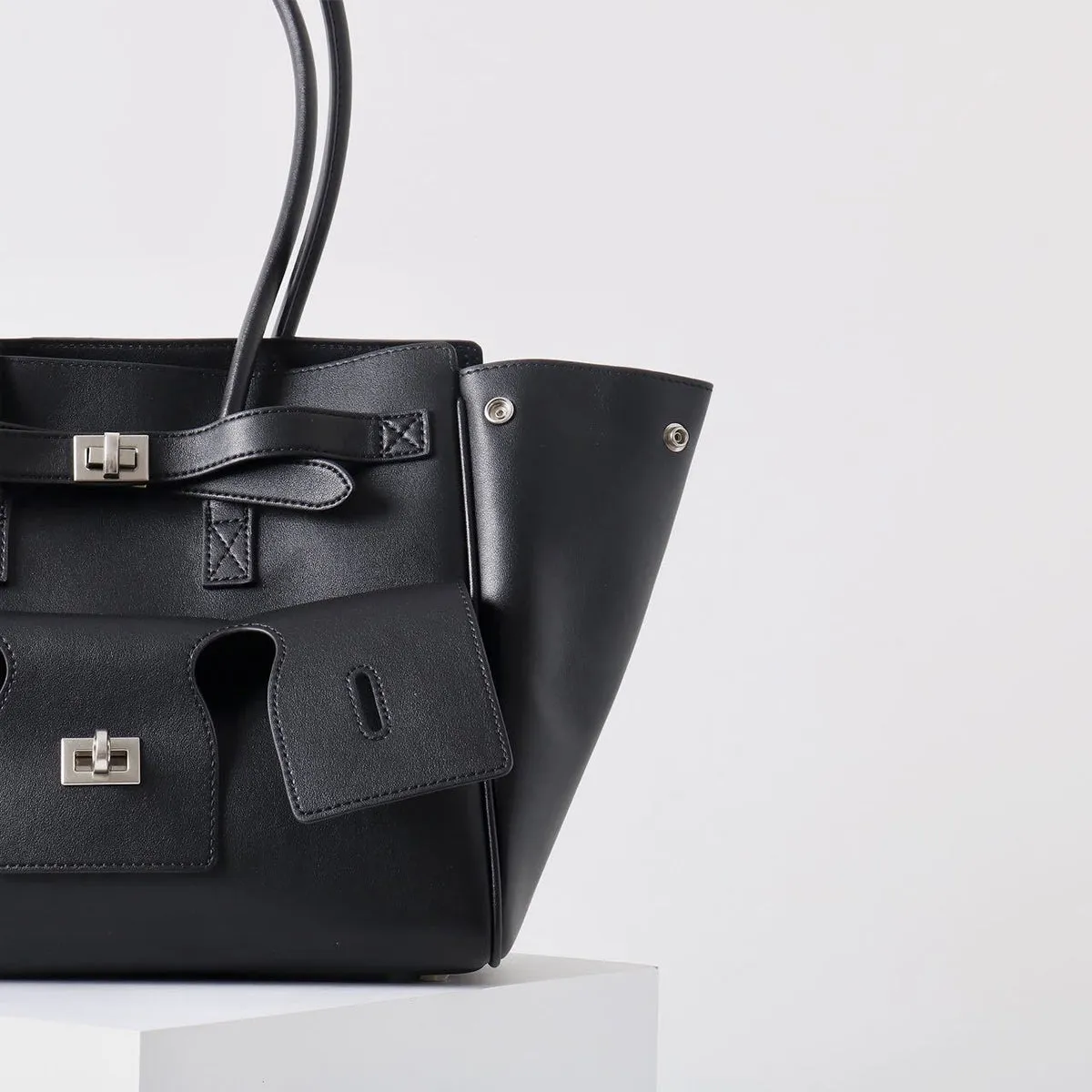 The Emmy | Luxury Black Leather Tote Bag – Elegant & Spacious