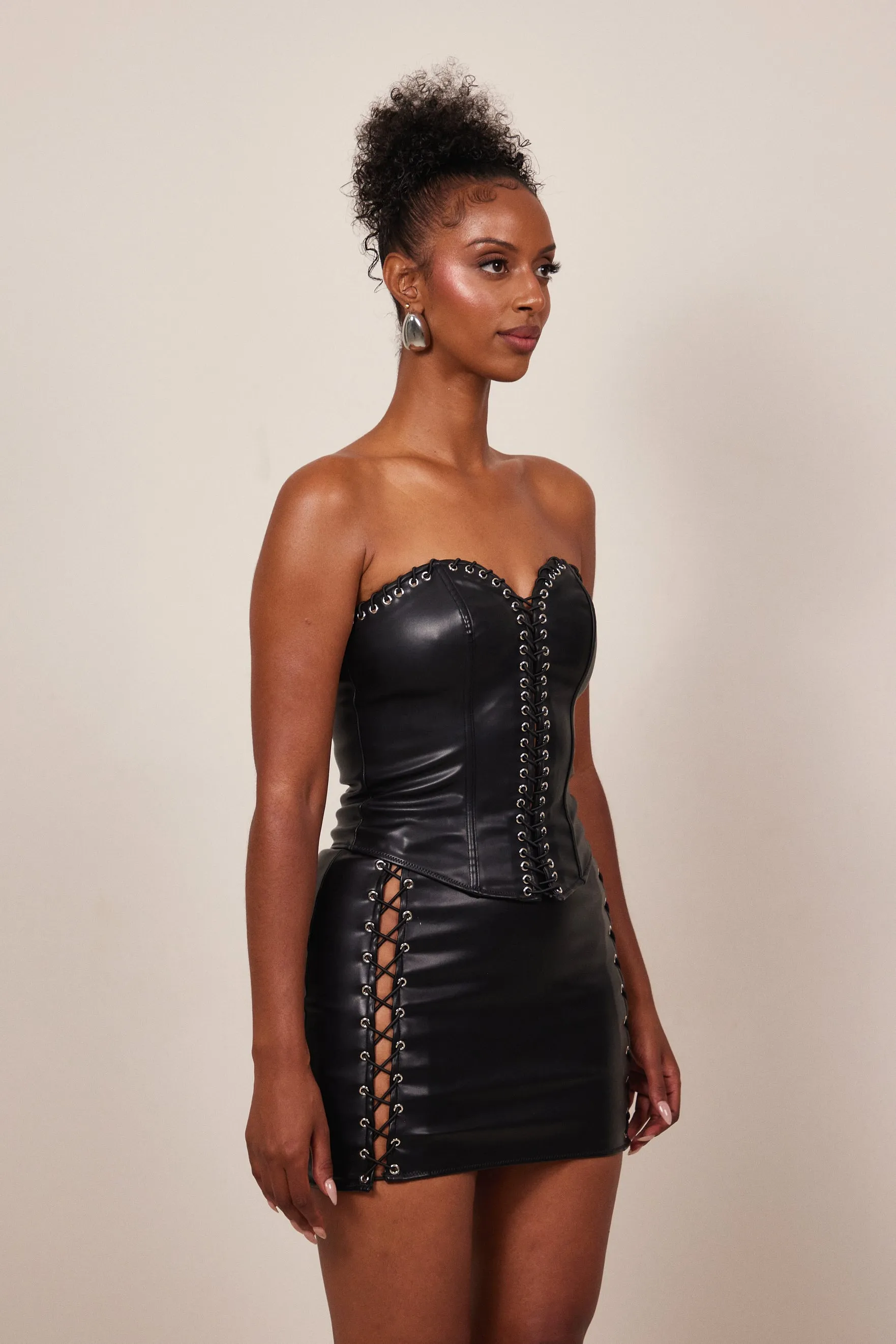 The Lace up panel skirt- Black