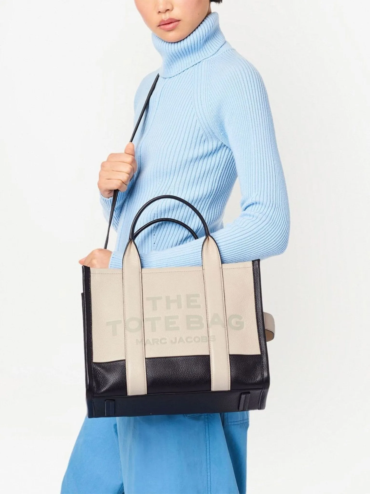 The Medium Tote bag