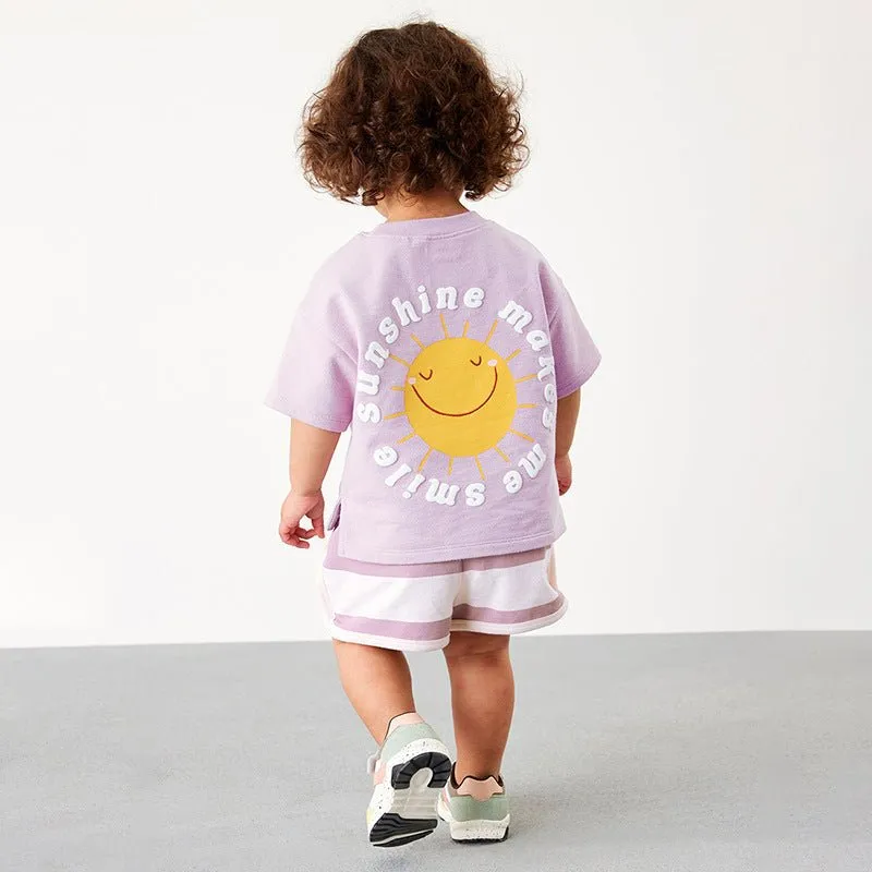 Toddler/Kid Girl's  "Sunshine Makes Me Smile" Letter Print Tee with Shorts Set