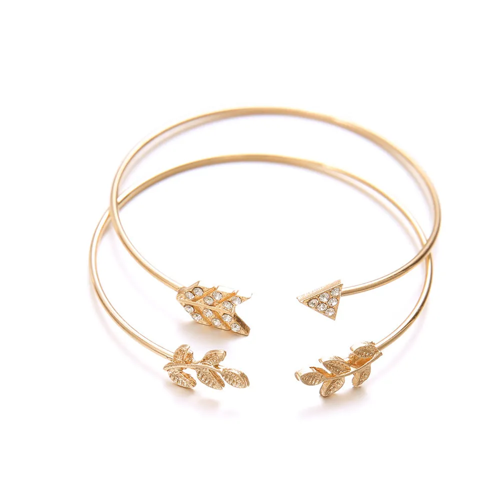 Trendy & Fashionable Street Shoot Style Leaves Bracelet
