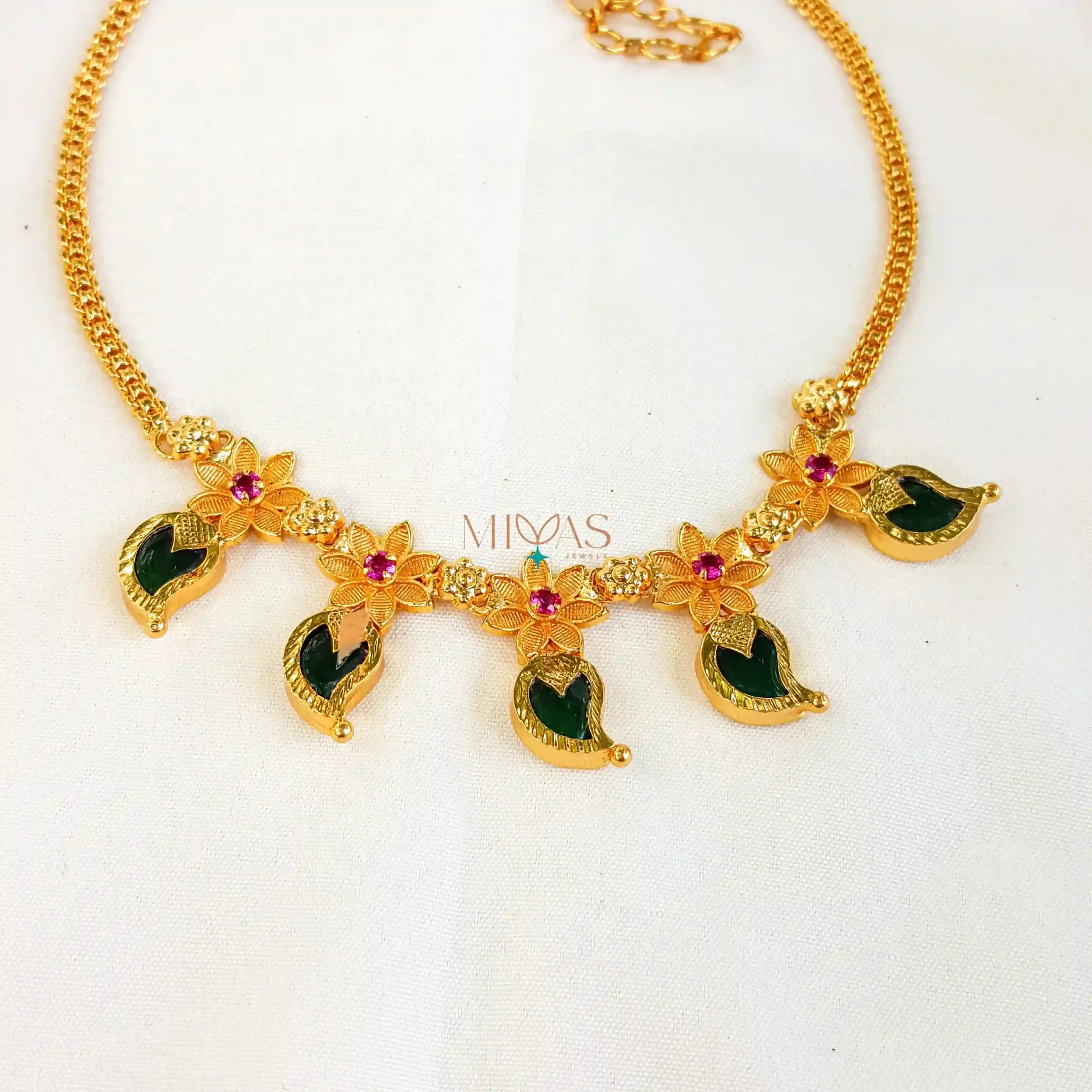 Trendy Mango Palakka Short Necklace