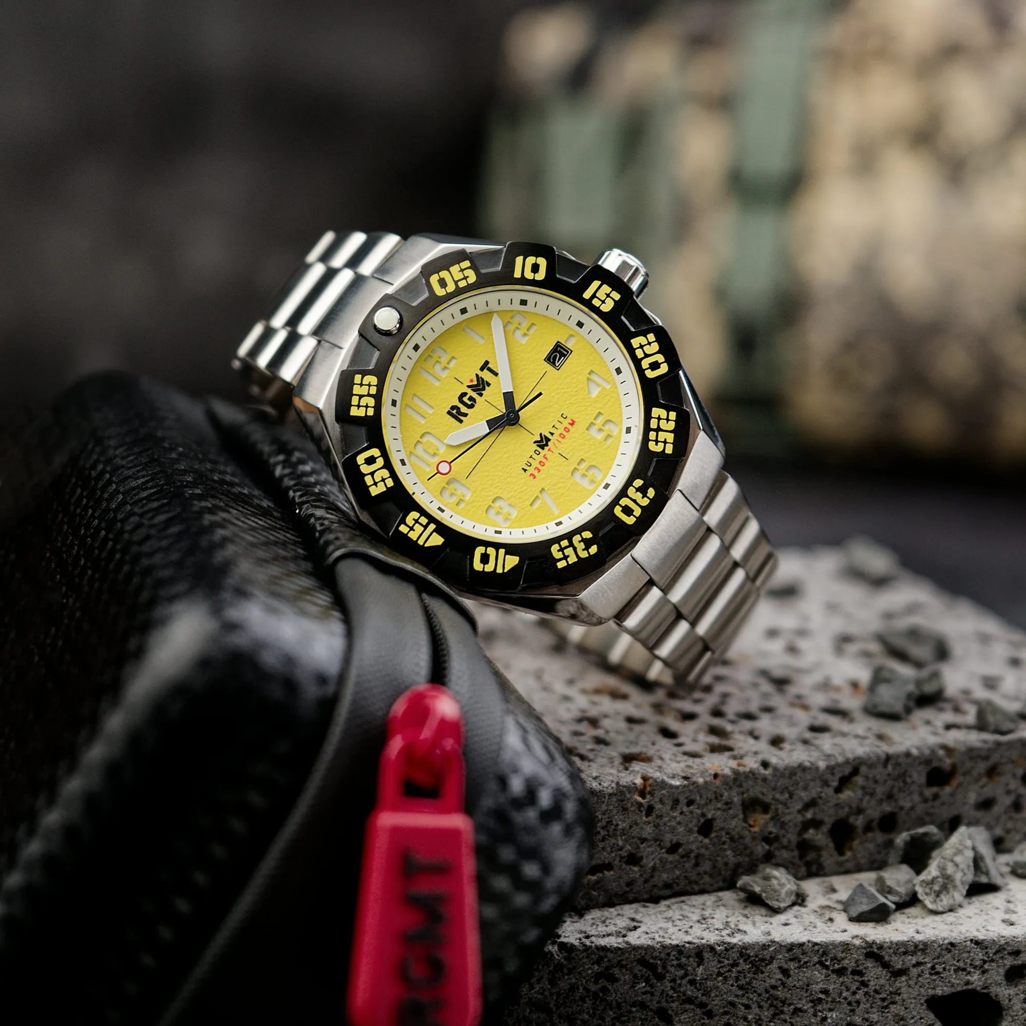 TUSCAN YELLOW