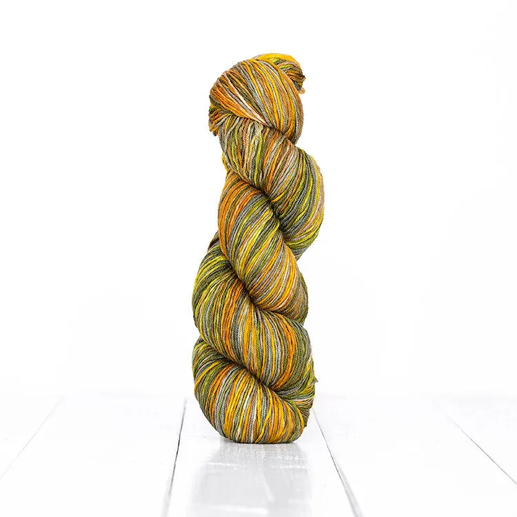 Urth Yarns - Uneek Fingering Colour 3001