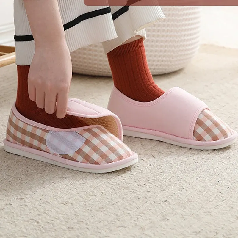 USS Shoes Raquel Women's Adjustable Closure Comfortable Slippers
