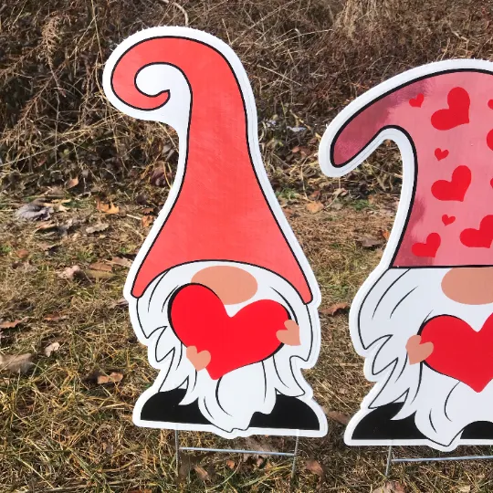 Valentines Day Garden Gnome Yard Decorations  |  Metal Step Stake