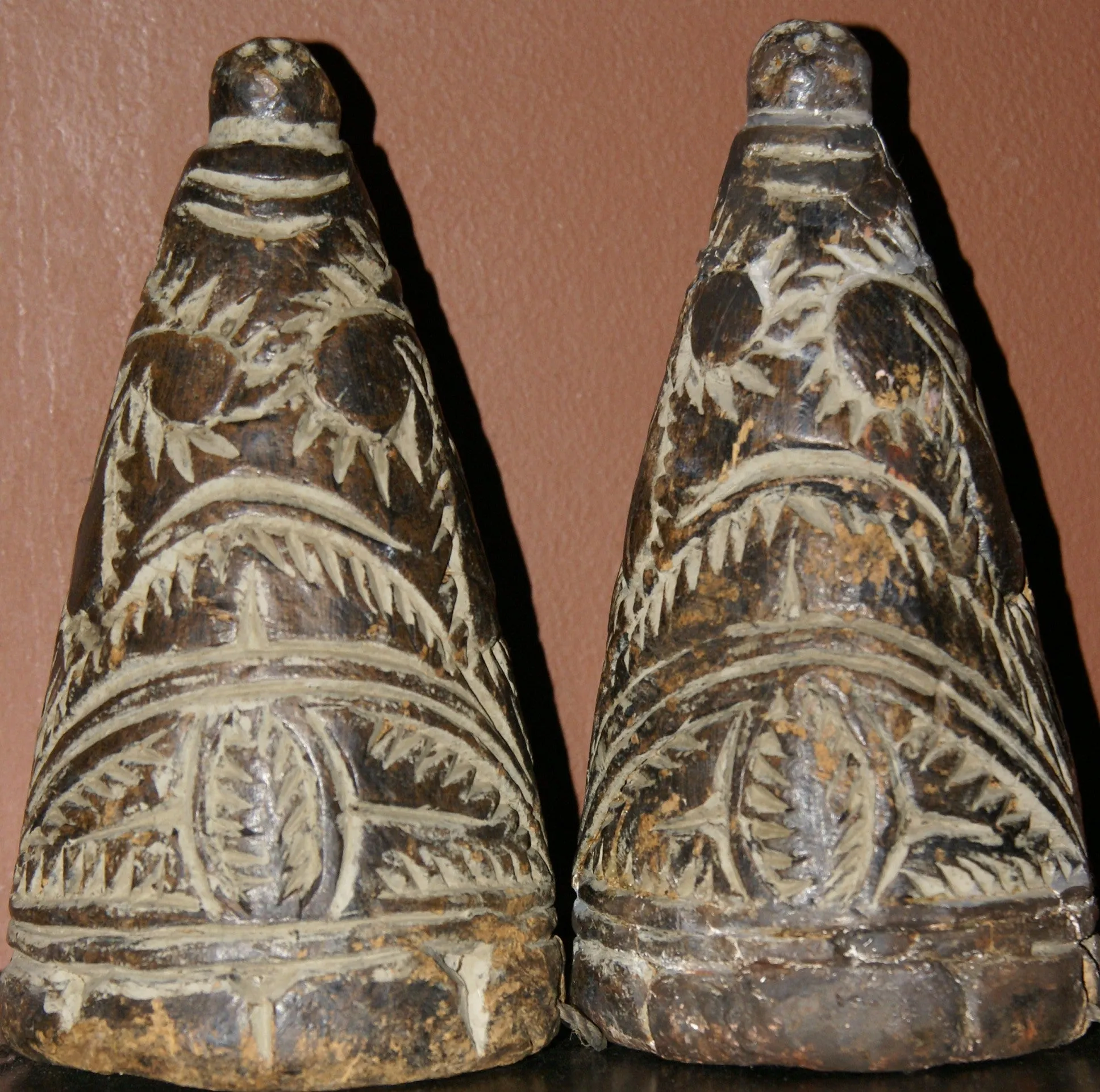 VERY RARE UNIQUE TERRACOTTA FEMALE BREASTS WITH FACES, ONCE PART OF AN ELABORATE CEREMONIAL TUMBUAN DANCE COSTUME WORN BY MEN TO IMPERSONATE WOMEN, SAWOS TRIBE, MIDDLE SEPIK RIVER, PAPUA NEW GUINEA, COLLECTED LATE 1900’S ON THE PREMISES