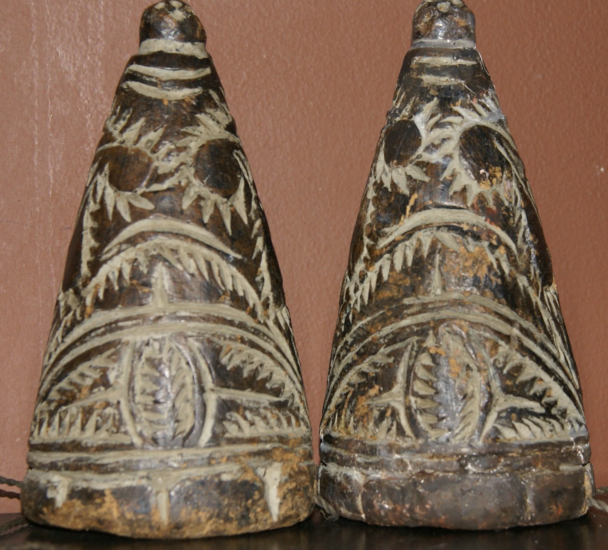 VERY RARE UNIQUE TERRACOTTA FEMALE BREASTS WITH FACES, ONCE PART OF AN ELABORATE CEREMONIAL TUMBUAN DANCE COSTUME WORN BY MEN TO IMPERSONATE WOMEN, SAWOS TRIBE, MIDDLE SEPIK RIVER, PAPUA NEW GUINEA, COLLECTED LATE 1900’S ON THE PREMISES