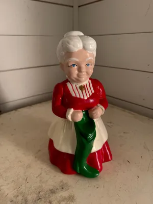 Vintage Atlantic Mould Mrs Claus Statue