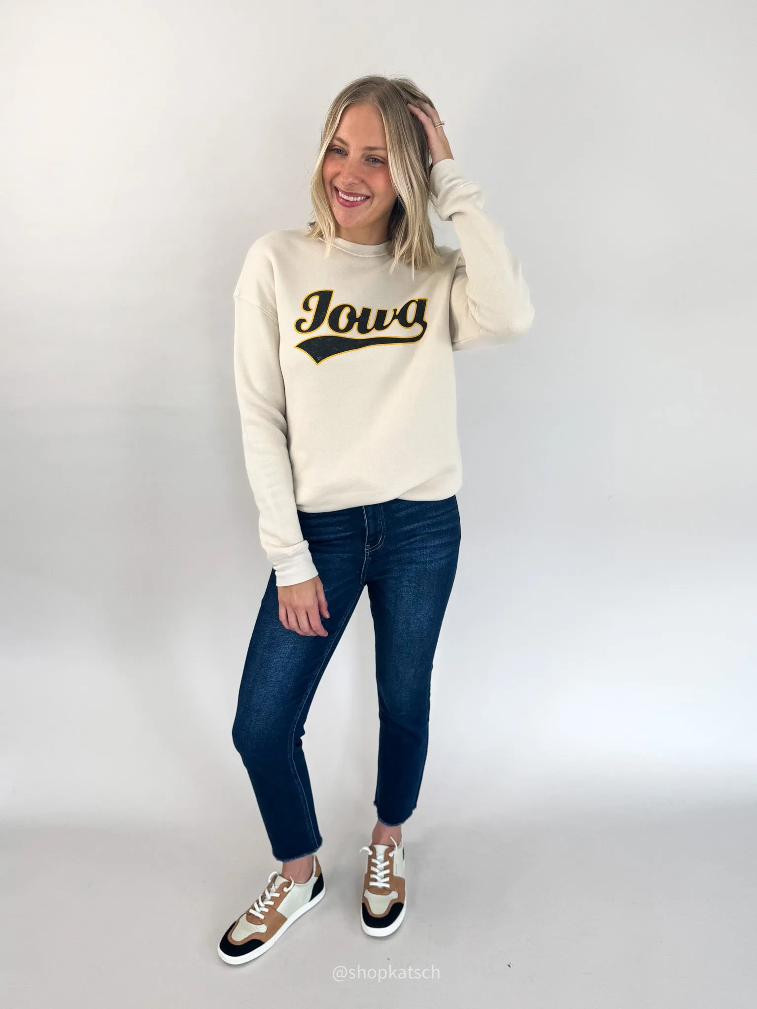 Vintage Iowa Graphic Fleece Pullover
