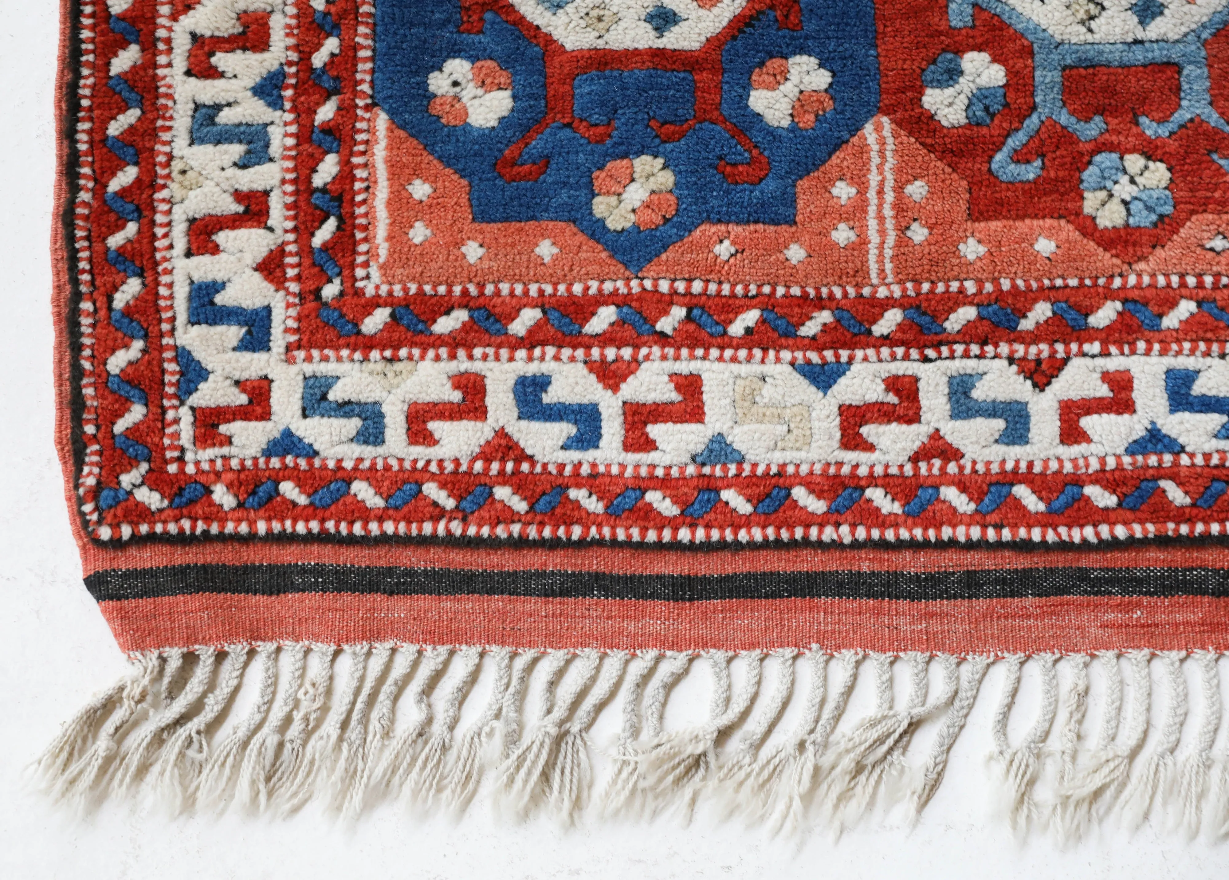 Vintage Pergamum Rug 3'7"x5'4"