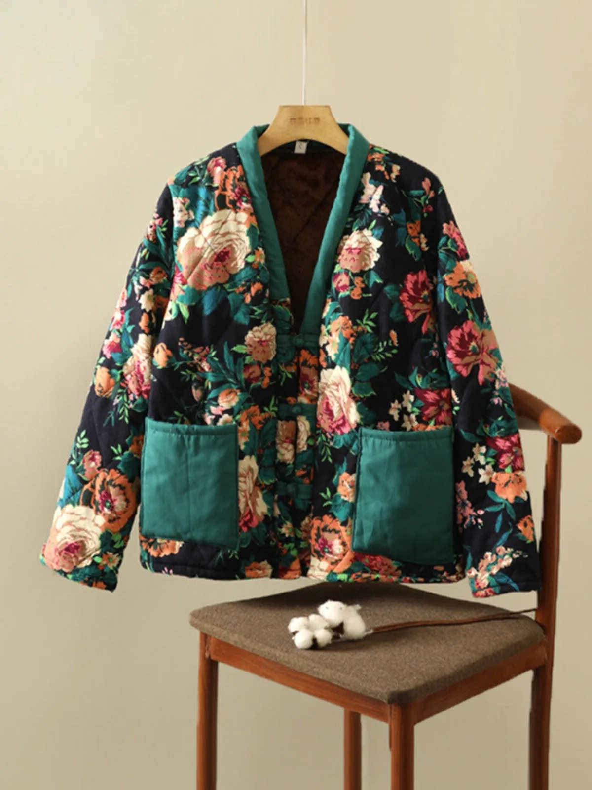 WLS Large Flowered Thickened Cotton Buckle Cardigan