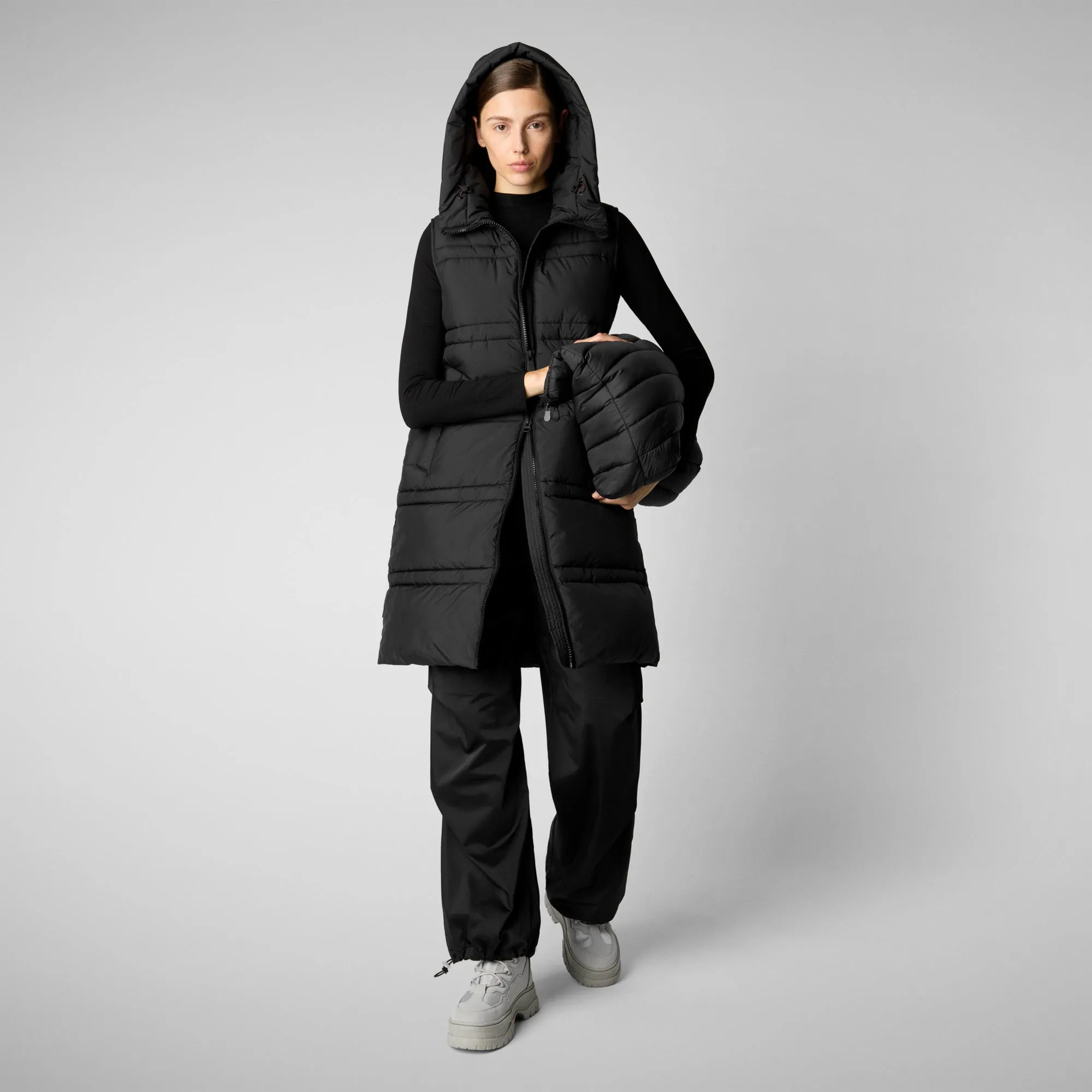 Women's hooded vest Judee in black