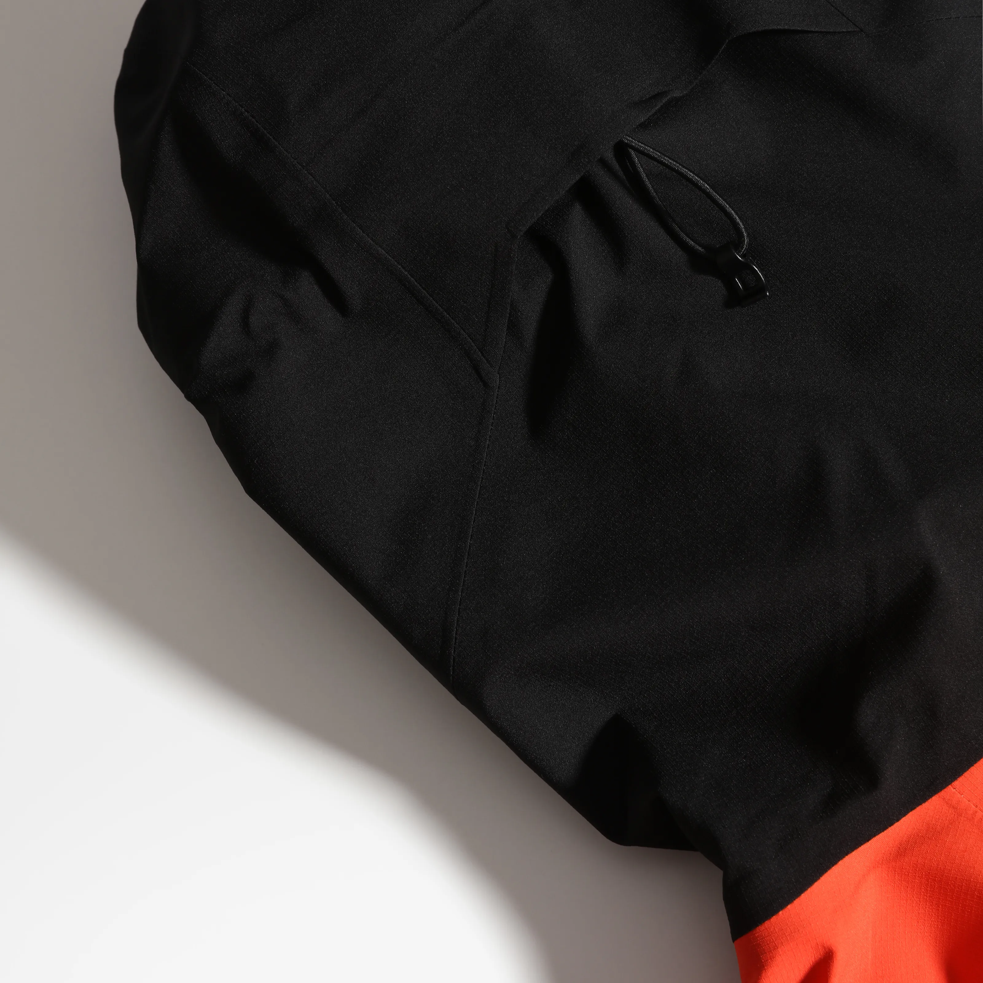 Women's Summit L5 LT Futurelight™ Jacket