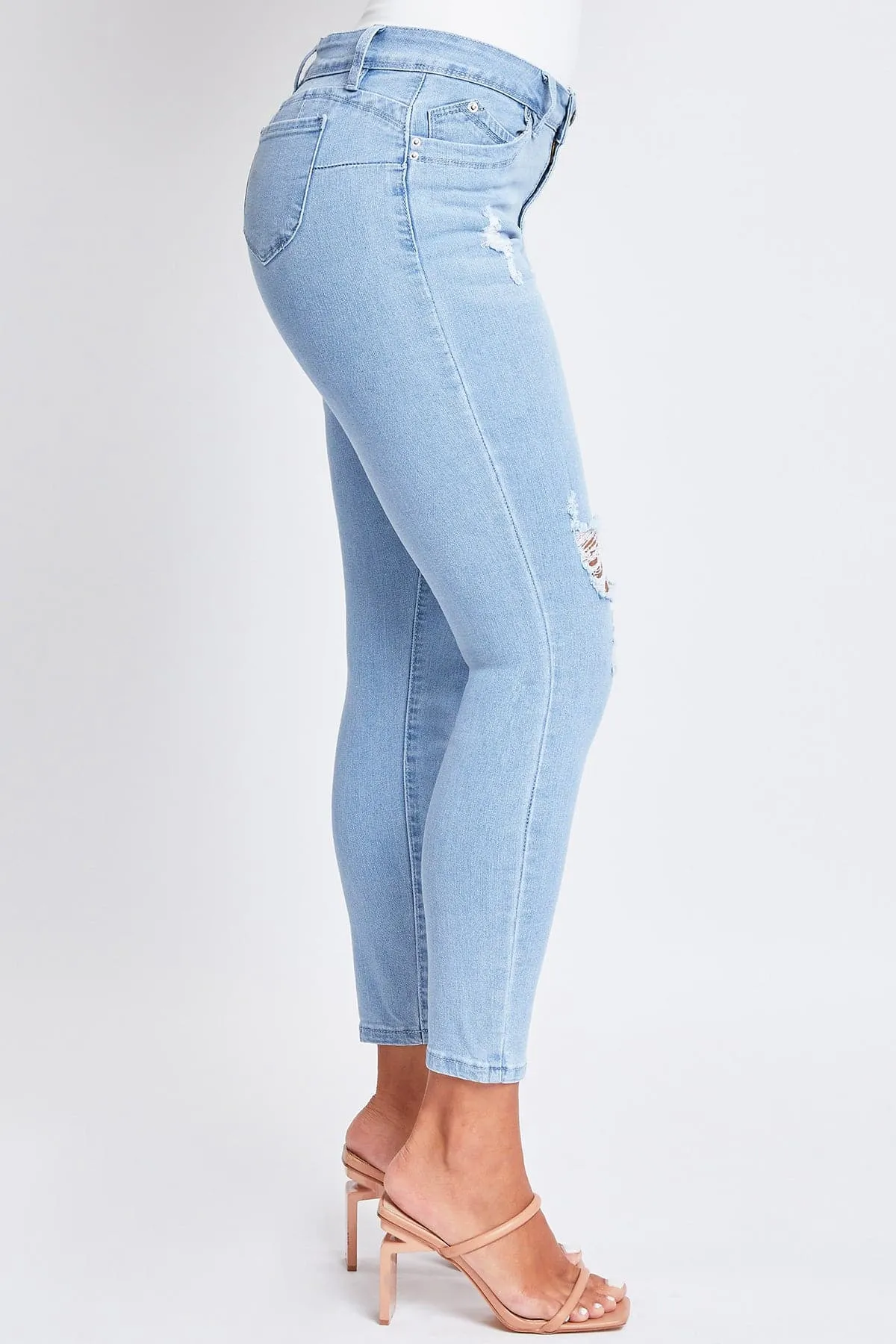 Women's Sustainable WannaBettaButt Skinny Distressed Jeans