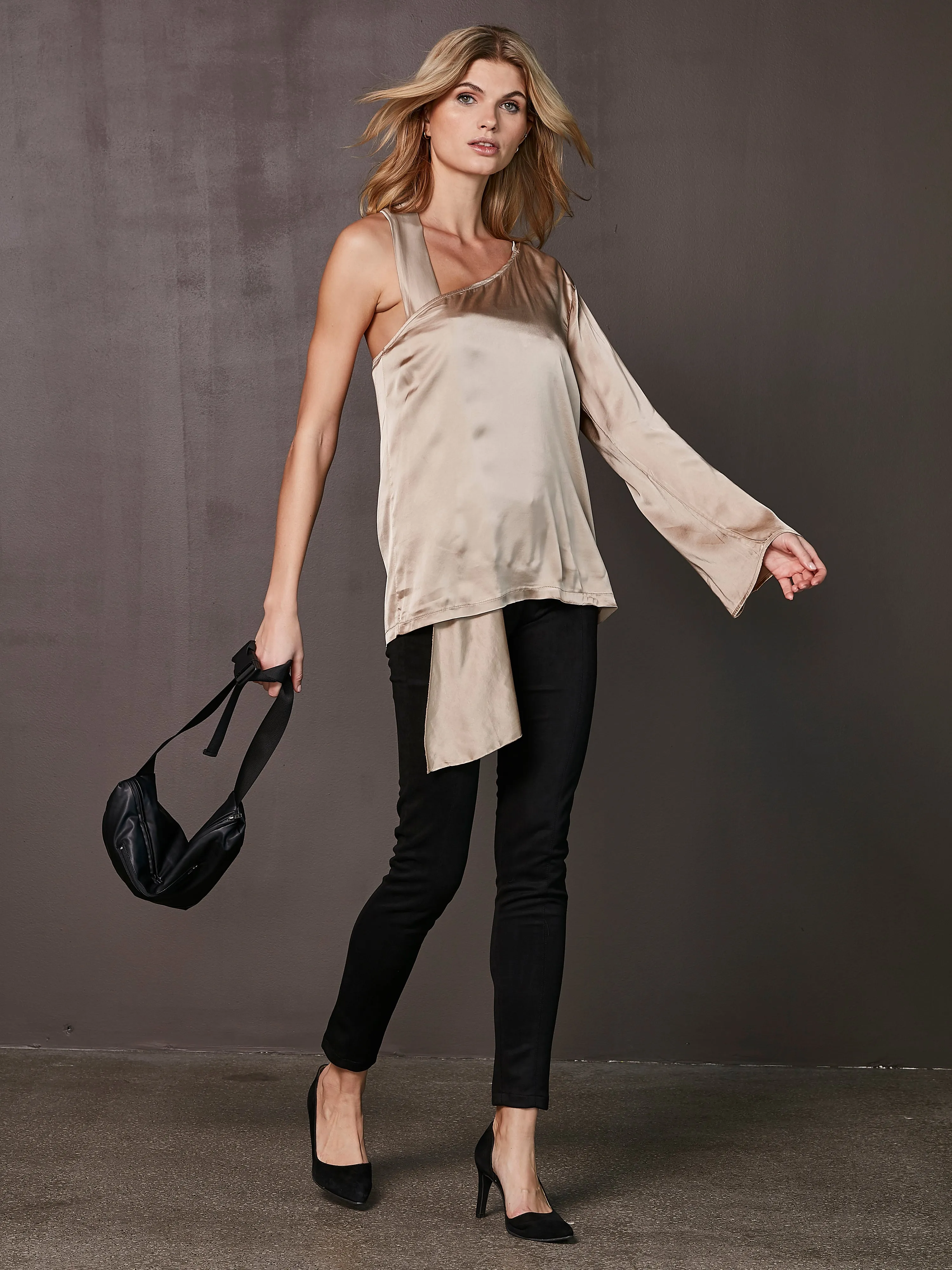 XIA blouse with tie band - Elm wood