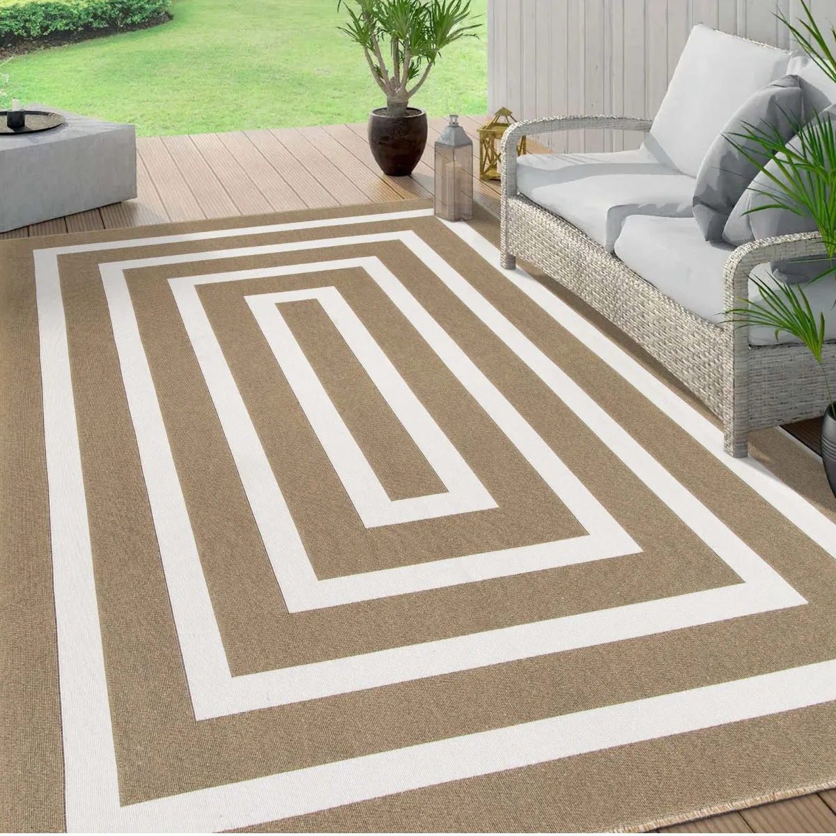 Yanis Modern Geometric Cotton Indoor Outdoor Khaki Area Rug