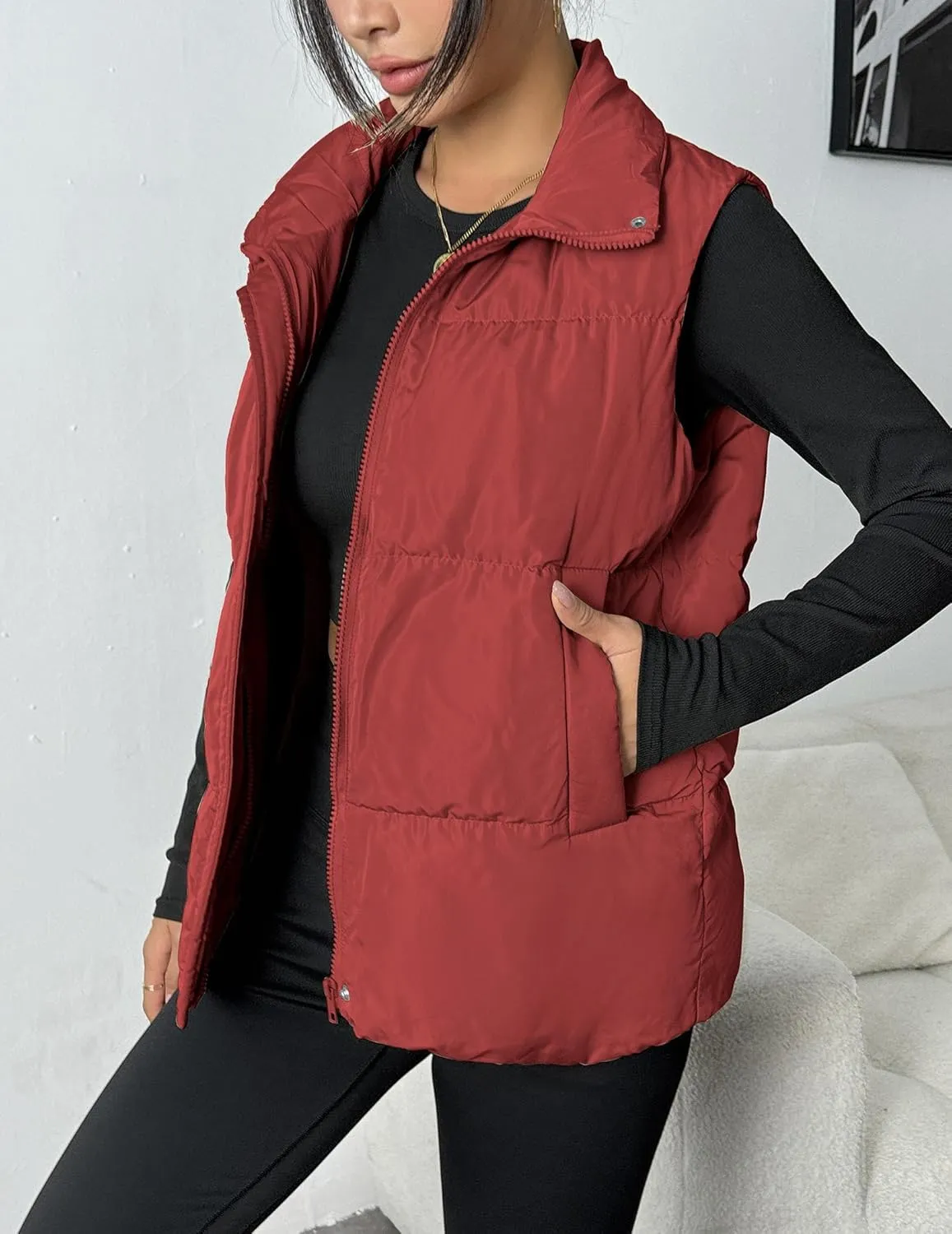 Zeagoo Women Puffer Vest Winter Warm Zip Up Padded Outerwear