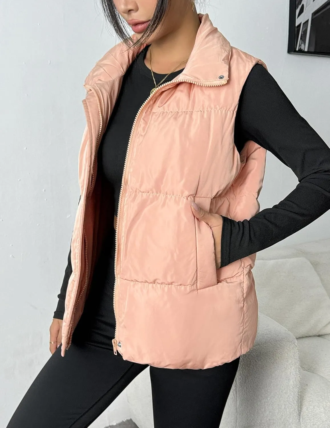 Zeagoo Women Puffer Vest Winter Warm Zip Up Padded Outerwear
