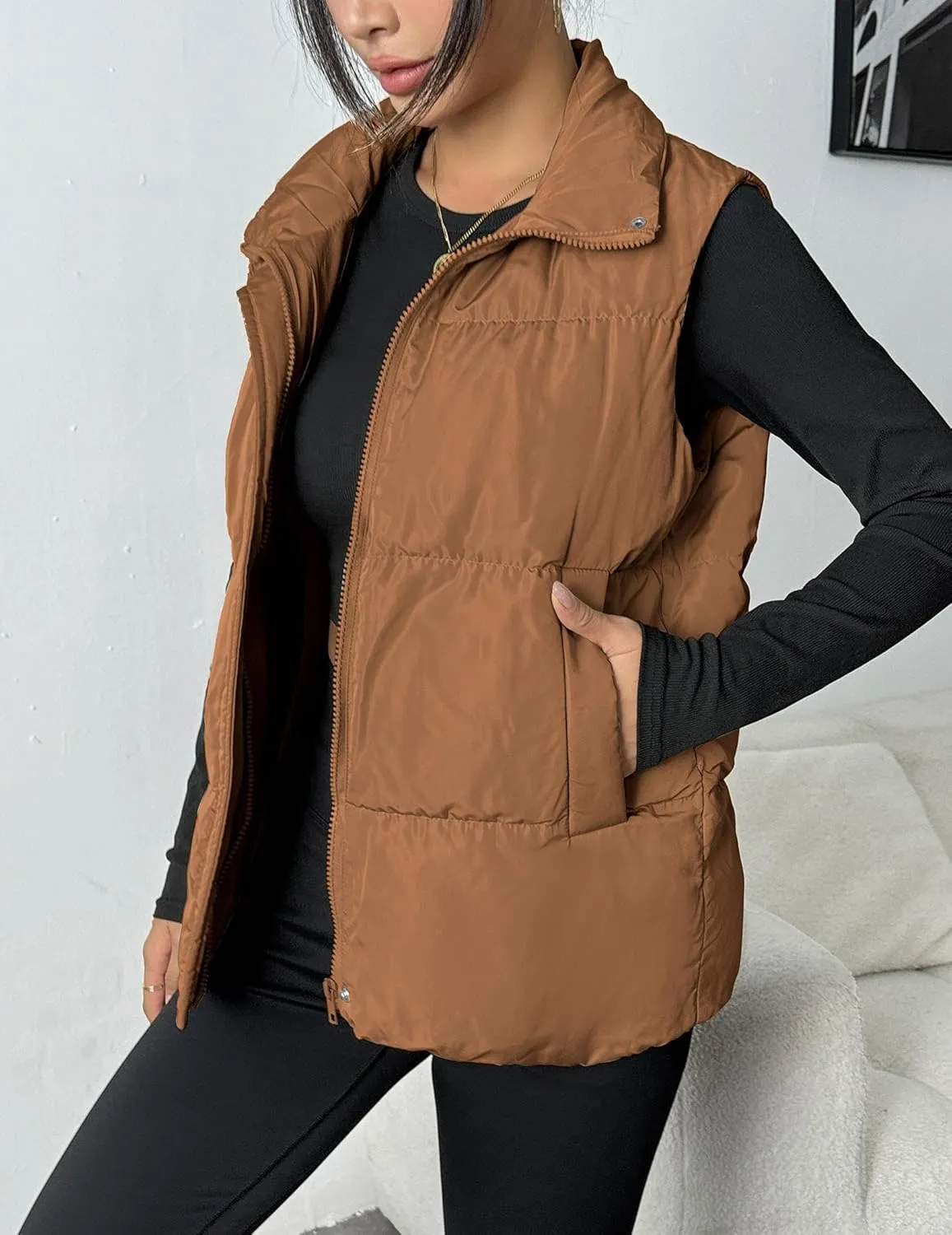 Zeagoo Women Puffer Vest Winter Warm Zip Up Padded Outerwear